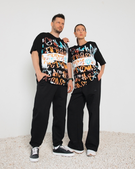 Джоггеры LZM с вышивкой, черный