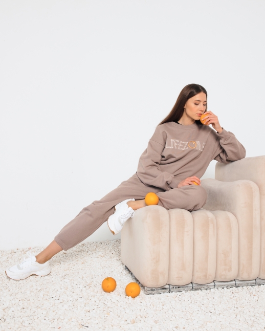 Джоггеры LZ с вышивкой, мокко