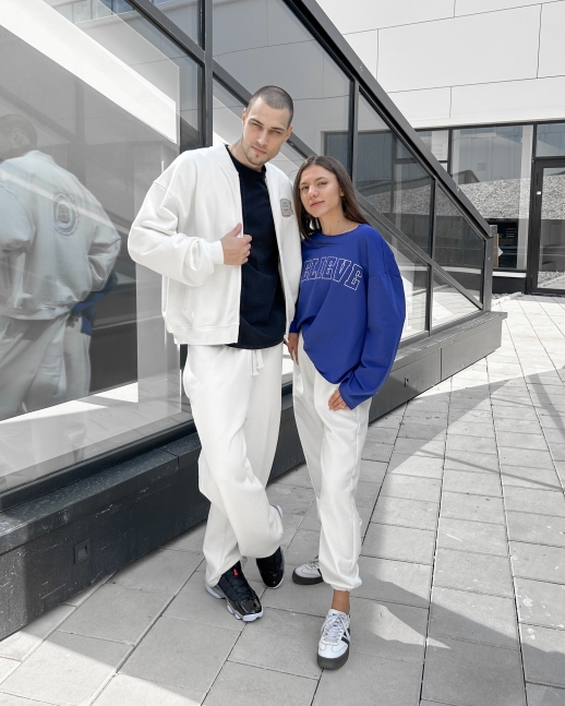 Джоггеры LZ Moscow, молочный